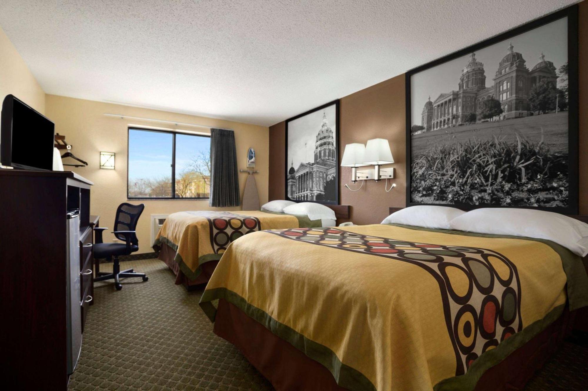 Super 8 By Wyndham Cedar Rapids Exterior foto